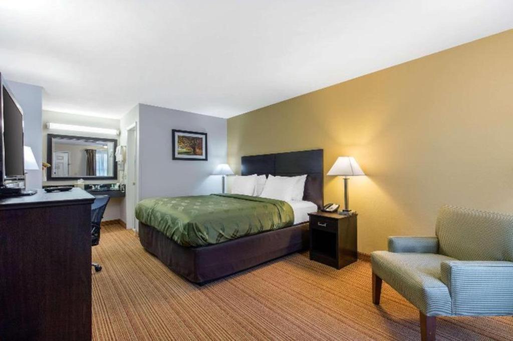 Quality Inn Arab Hwy 231 Exteriör bild
