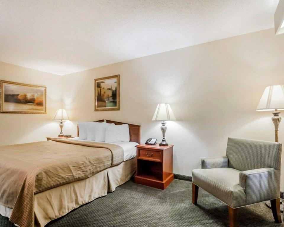 Quality Inn Arab Hwy 231 Exteriör bild