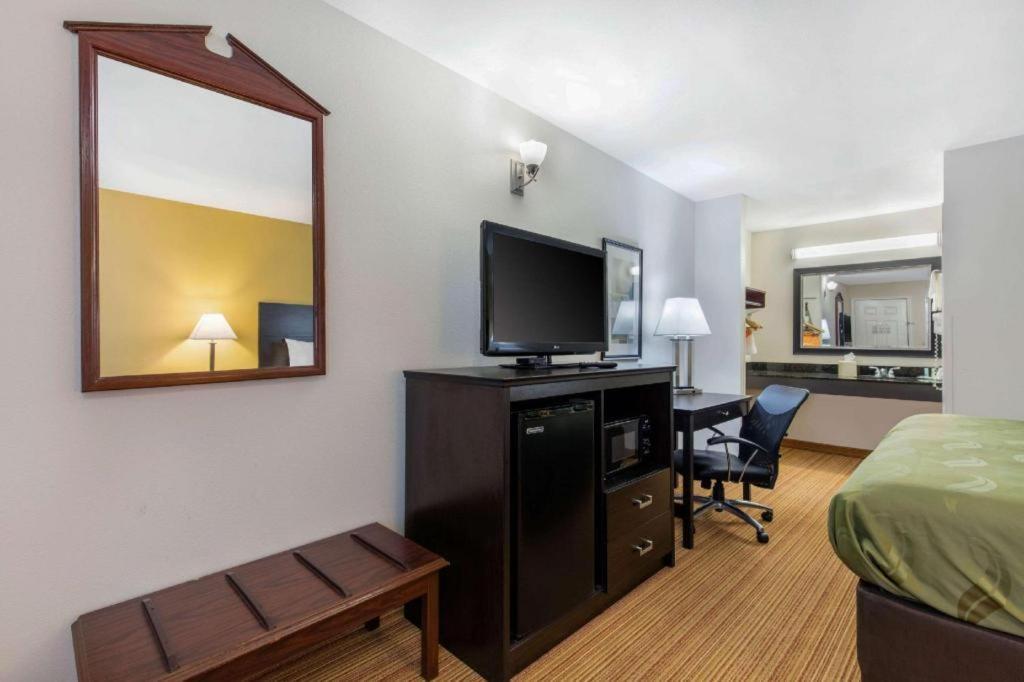 Quality Inn Arab Hwy 231 Exteriör bild