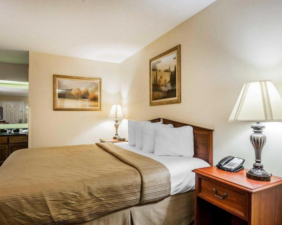 Quality Inn Arab Hwy 231 Exteriör bild